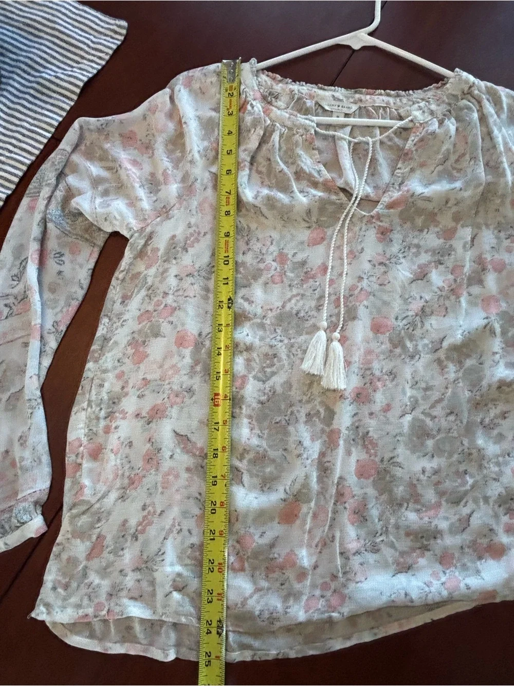 Lucky Brand Cream Blush Floral Peasant Blouse sz M - Picture 7 of 7
